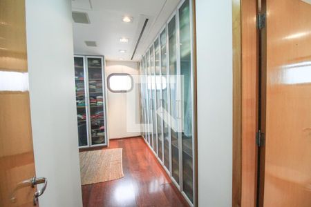 Apartamento para alugar com 170m², 3 quartos e 2 vagas Apartamento para alugar com 170m², 3 quartos e 2 vagasQuarto 1