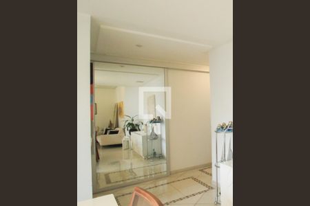 Apartamento para alugar com 170m², 3 quartos e 2 vagas Apartamento para alugar com 170m², 3 quartos e 2 vagasQuarto 1