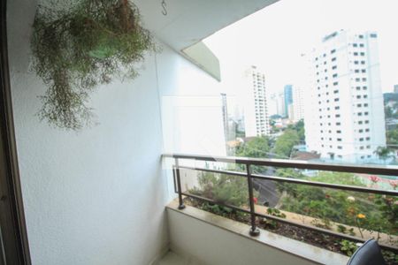 Apartamento para alugar com 170m², 3 quartos e 2 vagas Apartamento para alugar com 170m², 3 quartos e 2 vagasVaranda
