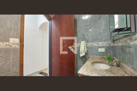 Casa à venda com 230m², 3 quartos e 3 vagas Casa à venda com 230m², 3 quartos e 3 vagasLavabo