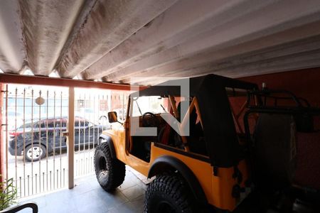 Casa à venda com 232m², 2 quartos e 1 vaga Casa à venda com 232m², 2 quartos e 1 vagaGaragem