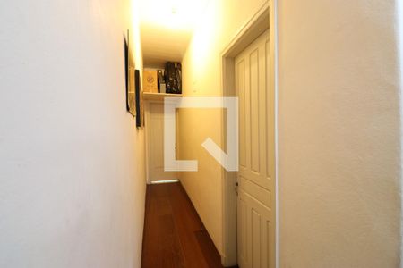 Casa à venda com 232m², 2 quartos e 1 vagaCorredor