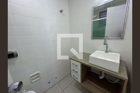 Banheiro da Suíte de apartamento para alugar com 3 quartos, 73m² em Lins de Vasconcelos, Rio de Janeiro