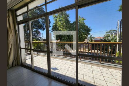 Casa à venda com 4 quartos, 294m² em Jardim Leonor, São Paulo
