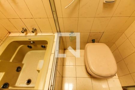 Casa à venda com 150m², 3 quartos e 2 vagasBanheiro da Suíte