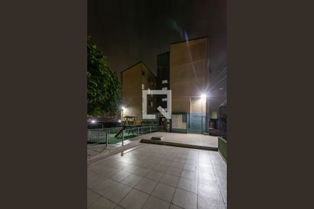 Apartamento à venda com 46m², 2 quartos e 1 vaga Apartamento à venda com 46m², 2 quartos e 1 vagaFachada do bloco