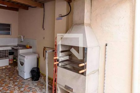 Apartamento à venda com 131m², 3 quartos e 2 vagas Apartamento à venda com 131m², 3 quartos e 2 vagasÁrea comum - Churrasqueira