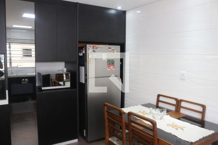 Apartamento à venda com 131m², 3 quartos e 2 vagasCozinha