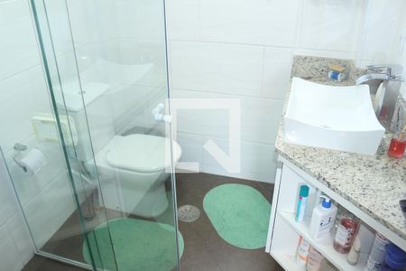 Apartamento à venda com 131m², 3 quartos e 2 vagasBanheiro da Suíte 1