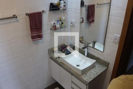 Apartamento à venda com 131m², 3 quartos e 2 vagasBanheiro 1
