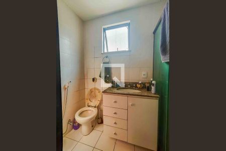 Apartamento à venda com 328m², 4 quartos e 3 vagasBanheiro da Suíte 1