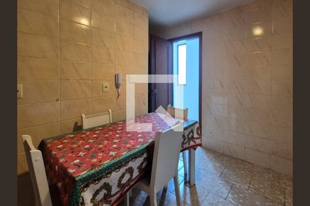 Apartamento para alugar com 202m², 3 quartos e 3 vagas Apartamento para alugar com 202m², 3 quartos e 3 vagasCozinha