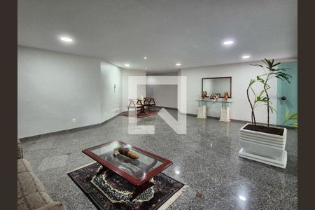 Apartamento para alugar com 202m², 3 quartos e 3 vagas Apartamento para alugar com 202m², 3 quartos e 3 vagasHall de entrada