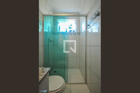 Casa à venda com 194m², 3 quartos e 4 vagas Casa à venda com 194m², 3 quartos e 4 vagasBanheiro Suíte 2