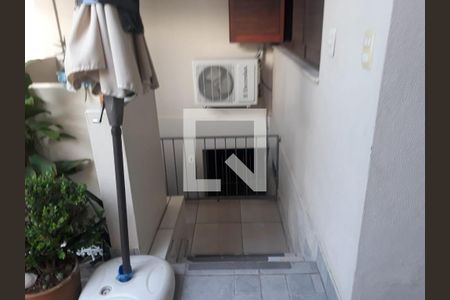 Casa à venda com 295m², 3 quartos e 4 vagas