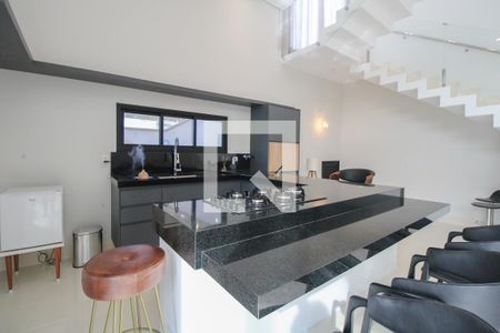 Casa de condomínio à venda com 235m², 3 quartos e 4 vagas Casa de condomínio à venda com 235m², 3 quartos e 4 vagasCozinha