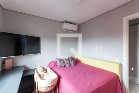 Apartamento à venda com 155m², 3 quartos e 3 vagas Apartamento à venda com 155m², 3 quartos e 3 vagasQuarto 2 Suíte