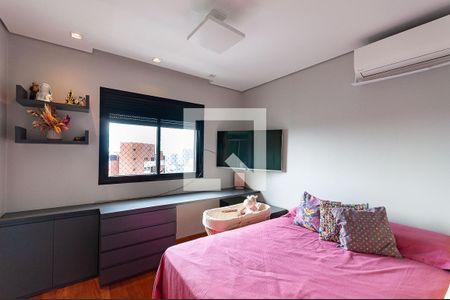 Apartamento à venda com 155m², 3 quartos e 3 vagas Apartamento à venda com 155m², 3 quartos e 3 vagasQuarto 2 Suíte