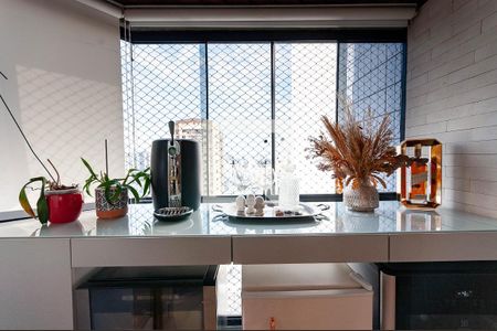 Apartamento à venda com 155m², 3 quartos e 3 vagas Apartamento à venda com 155m², 3 quartos e 3 vagasBar