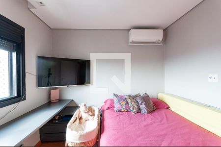 Apartamento à venda com 155m², 3 quartos e 3 vagas Apartamento à venda com 155m², 3 quartos e 3 vagasQuarto 2 Suíte