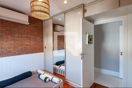 Apartamento à venda com 155m², 3 quartos e 3 vagas Apartamento à venda com 155m², 3 quartos e 3 vagasQuarto 1 Suíte