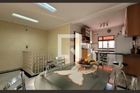 Casa à venda com 244m², 3 quartos e 5 vagas Casa à venda com 244m², 3 quartos e 5 vagasSala de jantar