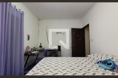 Casa à venda com 244m², 3 quartos e 5 vagas Casa à venda com 244m², 3 quartos e 5 vagasQuarto 2