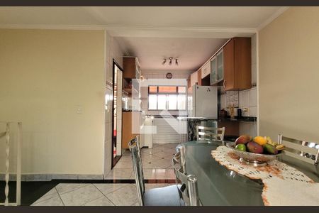 Casa à venda com 244m², 3 quartos e 5 vagas Casa à venda com 244m², 3 quartos e 5 vagasSala de jantar