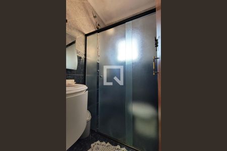 Casa à venda com 244m², 3 quartos e 5 vagas Casa à venda com 244m², 3 quartos e 5 vagasBanheiro