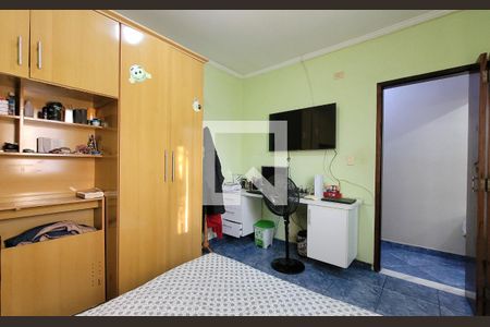 Casa à venda com 244m², 3 quartos e 5 vagas Casa à venda com 244m², 3 quartos e 5 vagasQuarto