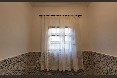 Casa à venda com 244m², 3 quartos e 5 vagas Casa à venda com 244m², 3 quartos e 5 vagasBanheiro 2