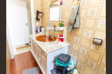 Casa à venda com 280m², 4 quartos e 2 vagas Casa à venda com 280m², 4 quartos e 2 vagasBanheiro da Suíte