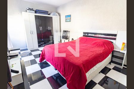 Casa à venda com 280m², 4 quartos e 2 vagas Casa à venda com 280m², 4 quartos e 2 vagasQuarto 3