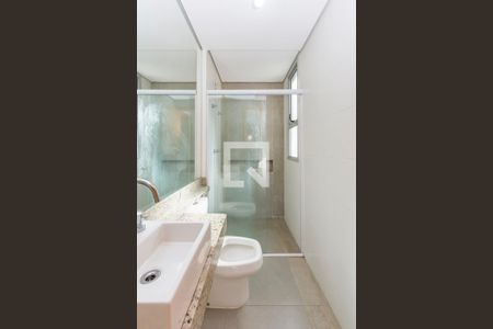 Apartamento à venda com 68m², 2 quartos e 2 vagasBanheiro Social