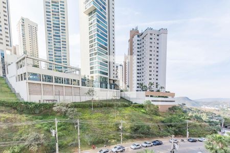 Apartamento à venda com 68m², 2 quartos e 2 vagasVaranda da Sala