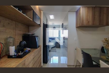 Apartamento à venda com 164m², 3 quartos e 2 vagas Apartamento à venda com 164m², 3 quartos e 2 vagasCozinha