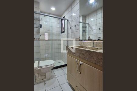Apartamento à venda com 85m², 2 quartos e 1 vaga Apartamento à venda com 85m², 2 quartos e 1 vagaBanheiro 2