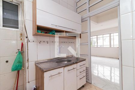 Apartamento à venda com 90m², 2 quartos e sem vaga Apartamento à venda com 90m², 2 quartos e sem vagaCozinha e Área de Serviço