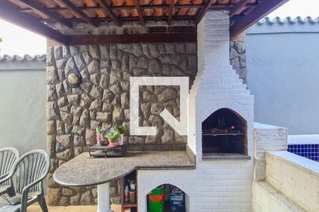 Casa de condomínio à venda com 280m², 5 quartos e 2 vagas