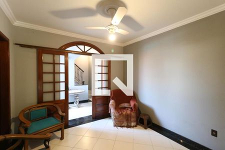 Casa de condomínio à venda com 280m², 5 quartos e 2 vagas