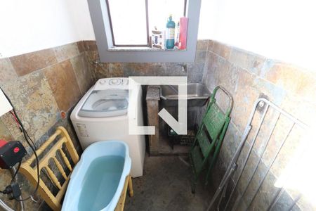 Casa de condomínio à venda com 280m², 5 quartos e 2 vagas