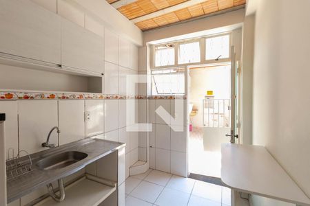 Cozinha de casa para alugar com 1 quarto, 60m² em Madre Gertrudes, Belo Horizonte