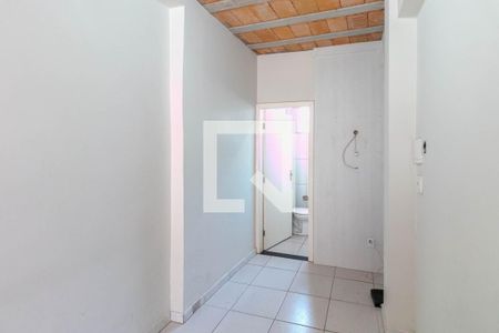 Sala/Quarto  de casa para alugar com 1 quarto, 60m² em Madre Gertrudes, Belo Horizonte
