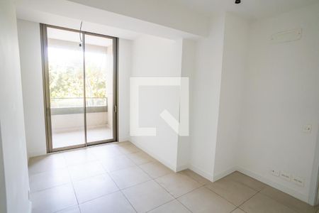 Apartamento à venda com 154m², 3 quartos e 1 vaga Apartamento à venda com 154m², 3 quartos e 1 vagaQuarto 2 suite