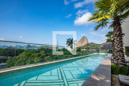 Apartamento à venda com 154m², 3 quartos e 1 vaga Apartamento à venda com 154m², 3 quartos e 1 vagaÁrea comum