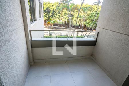 Apartamento à venda com 154m², 3 quartos e 1 vaga Apartamento à venda com 154m², 3 quartos e 1 vagaQuarto 2 suite - varanda