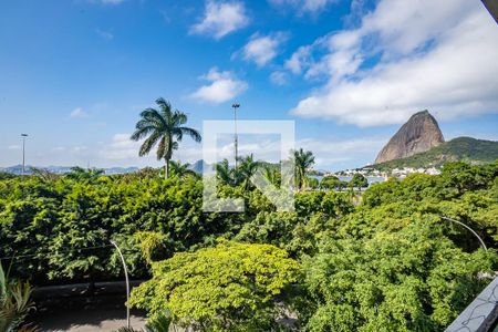 Apartamento à venda com 149m², 3 quartos e 1 vaga Apartamento à venda com 149m², 3 quartos e 1 vagaSacada