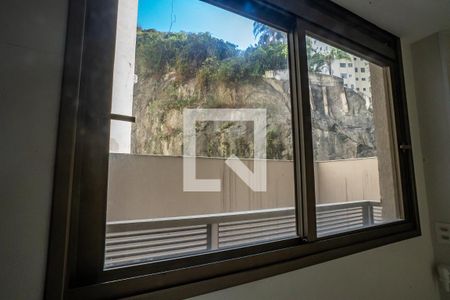 Apartamento à venda com 149m², 3 quartos e 1 vaga Apartamento à venda com 149m², 3 quartos e 1 vagaÁrea de Serviço