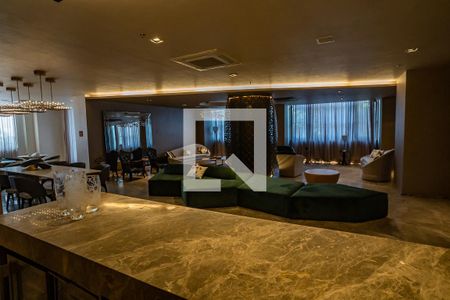 Apartamento à venda com 149m², 3 quartos e 1 vaga Apartamento à venda com 149m², 3 quartos e 1 vagaÁrea comum