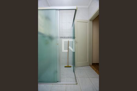 Casa à venda com 250m², 3 quartos e 1 vaga Casa à venda com 250m², 3 quartos e 1 vagaBanheiro 2